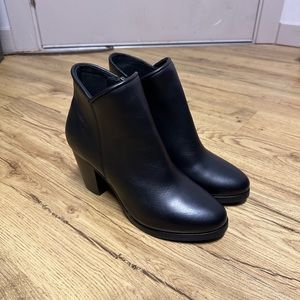 New Thursday Boots Heeled Boots Size 8
